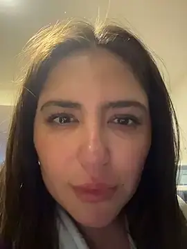 Stripchat Free Live Porn of sukhakunis1