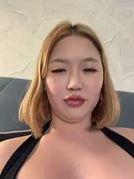 Stripchat Live Sex Cam of Aiko_Yumi