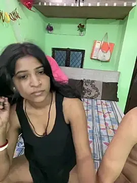 Stripchat Live Sex Cam of hot-couple-0
