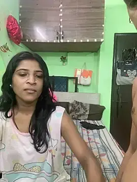 Stripchat Sex Cam of hot-couple-0