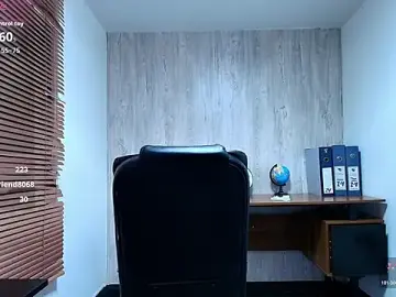Stripchat Watch Live Sex Cams of AuroraBrow