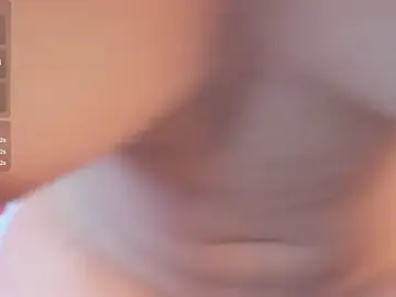 Stripchat Sex Cam of Kylie_Mckenzie