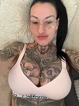 Stripchat Nude Webcam of MeganWitch