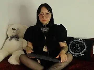 Stripchat Sex Cam of x_lilith_