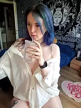 Stripchat Adult Webcam of LazyTanukii