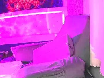 Stripchat Watch Live Sex Cams of Tatithegoddess