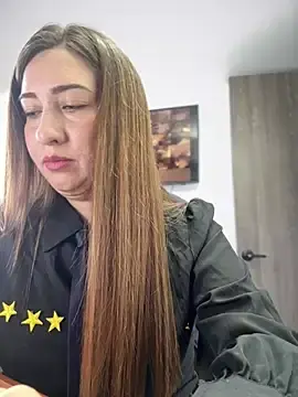 Stripchat Sex Cam of suzy-111