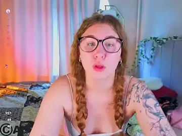 Stripchat Sex Cam of Elsie_Cutties
