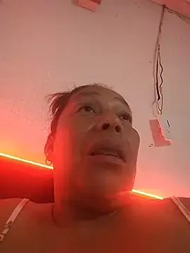 Stripchat Sex Cam of Ruby-Hot-Milf