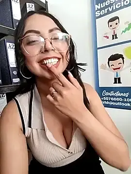 Stripchat Live Sex Cam of JENNIFER__03
