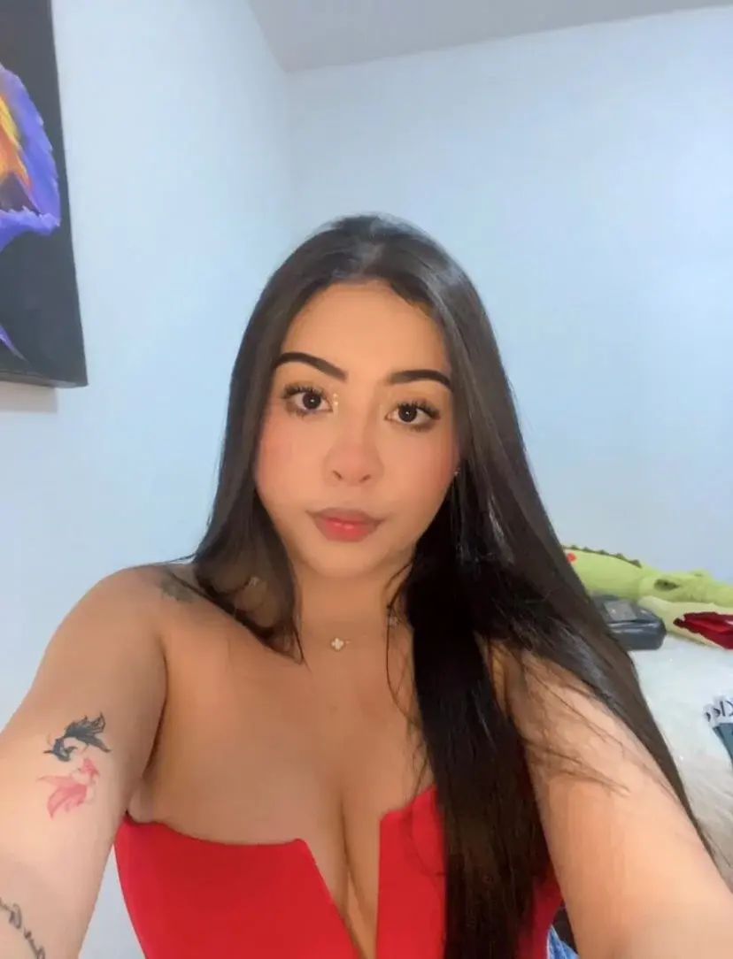 Ariia_Monroee