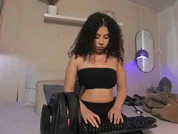 Stripchat Free Porn Cam of Honey_Sofi