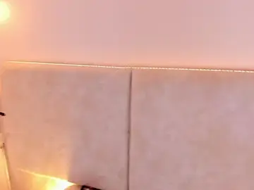 Stripchat Live Sex Cam of Astorath_angel_