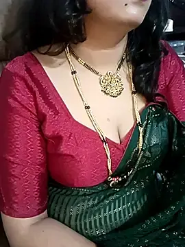 Stripchat Sex Cam of Urmila_kannada_telugu