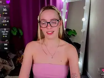 Stripchat Free Live Porn of R0cket_bunny