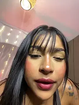 Stripchat Sex Cam of Mariangel_11