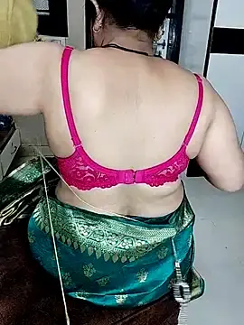 Stripchat Adult Webcam of Desikalakaar0069