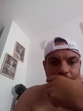 Stripchat Adult Webcam of morenitoymorena