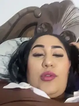 Stripchat Watch Live Sex Cams of Valentina_Tilly