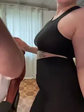 Stripchat Sex Cam of MrMrsRight
