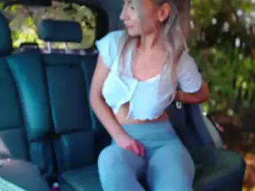 Stripchat Sex Cam of Yourguiltypassionn