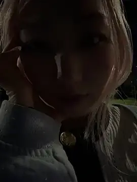 Stripchat Free Porn Cam of winter11
