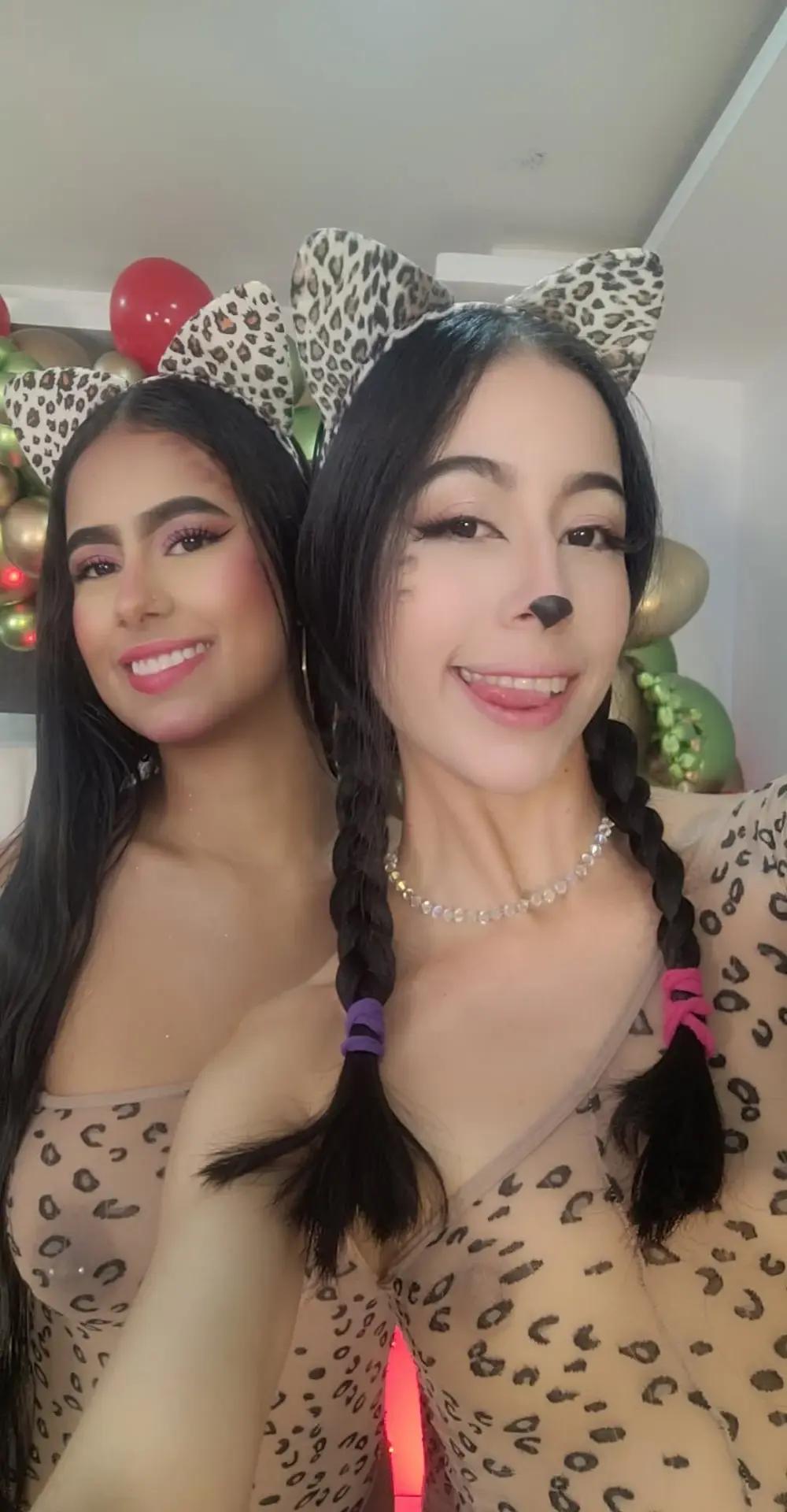 SAMY_AND_ARI