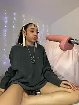 Stripchat Sex Cam of badbaby187