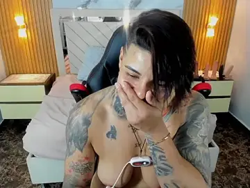 Stripchat Sex Chat of KAROLLJONES1