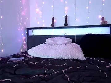 Stripchat Free Live Porn of QueenLolaX