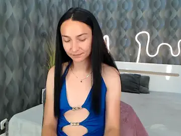 Stripchat Live Sex Cam of Yr_Shy_Bae