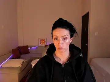 Stripchat Live Sex of Kristen_Garner