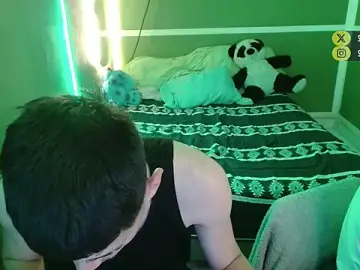 Stripchat Free Porn Cam of Kurt_williams1