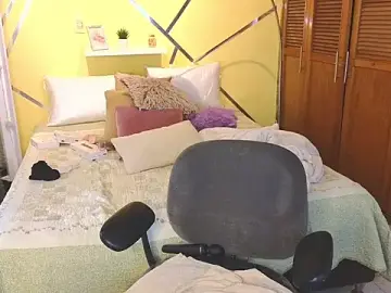 Stripchat Free Porn Cam of attenea_cutte