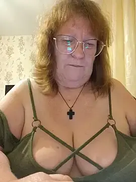 Stripchat Live Sex Cam of Sweet19-68