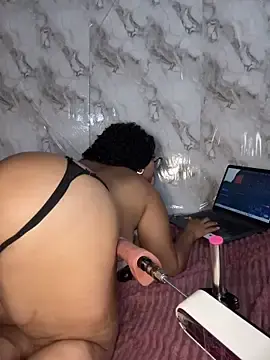 Stripchat Best live sex cam show of Jessyivonne