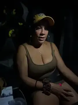 Stripchat Live Sex Cam of Bigbuttbrooklynn
