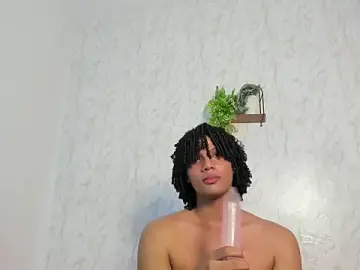 Stripchat Free Porn Cam of boys_hardroom