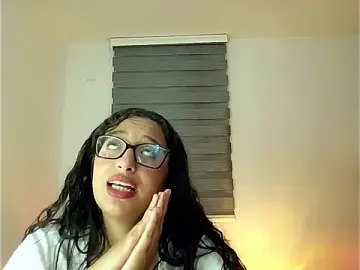 Stripchat Free Live Porn of maria_stevens_s