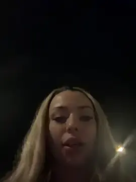 Stripchat Nude Webcam of Noeliagglow
