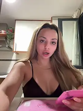 Stripchat Live Porn of Noeliagglow