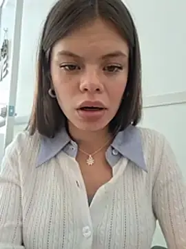 Stripchat Watch Live Sex Cams of _Isabella-7