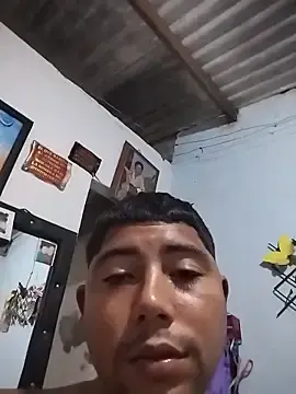 Stripchat Free Live Porn of master_juju1924