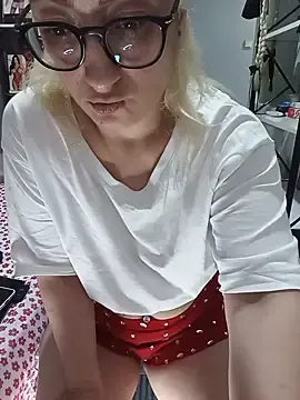 Stripchat Sex Cam of squirtgame