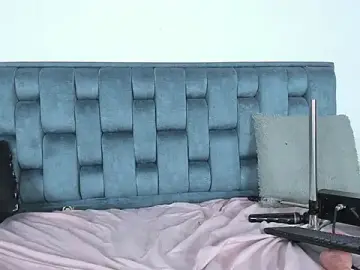 Stripchat Live Porn of Emma_Evelyn