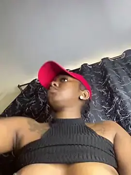Stripchat Sex Cam of Sexy_barb2