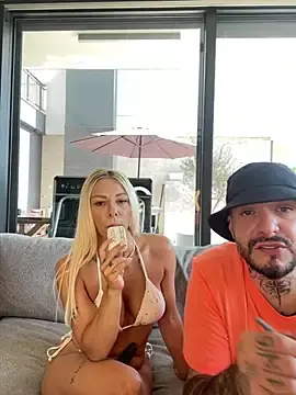 Stripchat Free Porn Cam of SexOnMyLvL