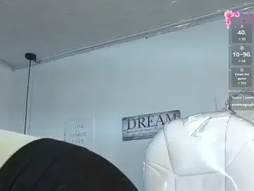 Stripchat Live Porn of NinaSakura_Eup