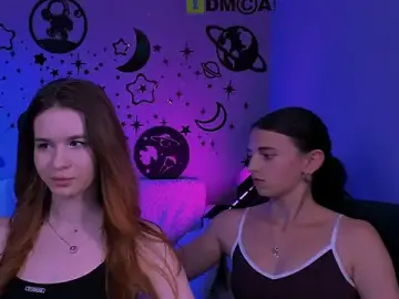 Stripchat Watch Live Sex Cams of caroline_honeyy