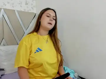 Stripchat Free Porn Cam of skysaenz